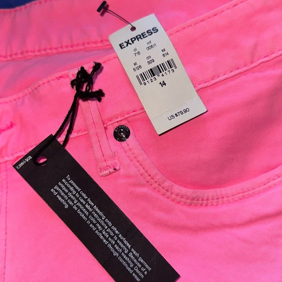 Famous express Jegging Jean! Pink and pretty! Very stretchy! - Picture 1 of 5